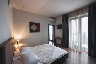 Отель Hotel Hemingway Residence Бухарест Двухместный номер с 1 кроватью-4