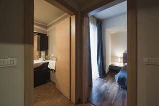 Отель Hotel Hemingway Residence Бухарест Стандартные апартаменты-5