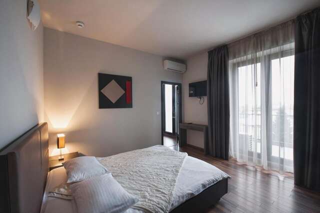 Отель Hotel Hemingway Residence Бухарест-28
