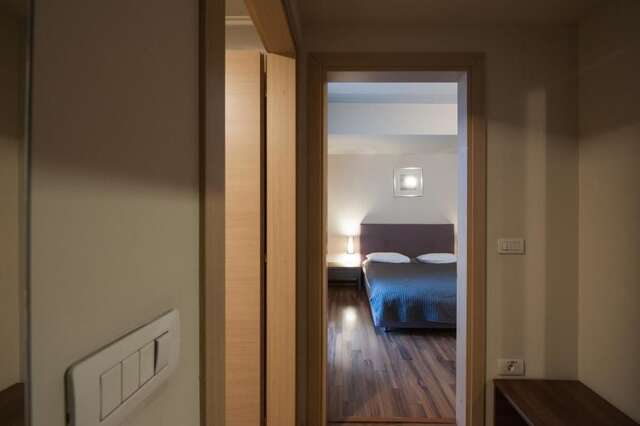 Отель Hotel Hemingway Residence Бухарест-53